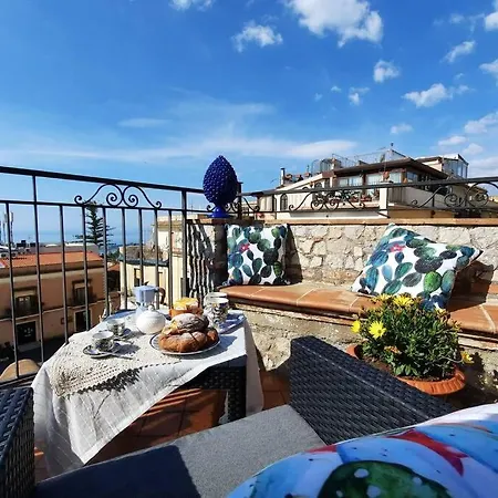 Апартаменты Casa Carla Al Duomo Таормина