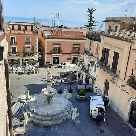 Casa Carla Al Duomo Апартаменты *