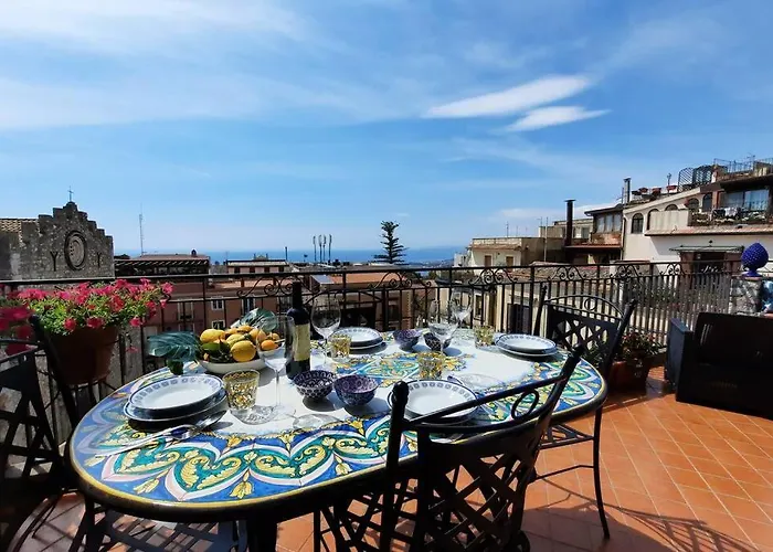 公寓 Casa Carla Al Duomo 陶尔米纳